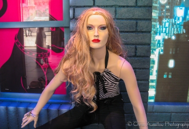 25-Mannequin_en_vitrine_à_Milan_5.jpg