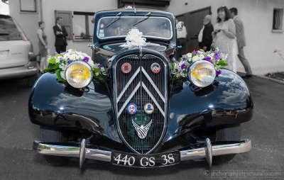 2 - La Traction attend la mariée - 207 - ©S - copie.jpg
