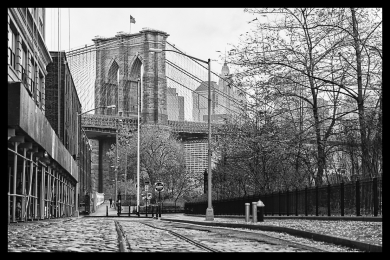 24-Brooklin-Mannhatan Bridge sous la pluie-3-127-N&B-©S.jpg