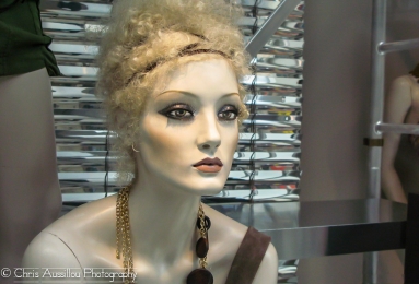 23-Mannequin_vitrine_à_Milan_27-2.jpg