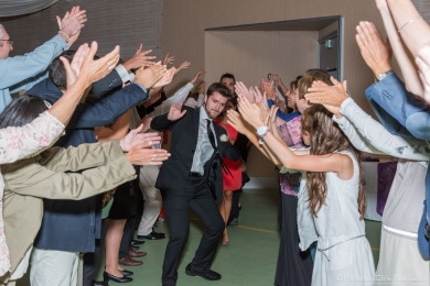 65 - Entrée des témoins dans la salle de bal - 806- ©S - copie.jpg