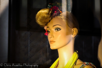 02-Mannequin_en_vitrine_à_Milan.jpg